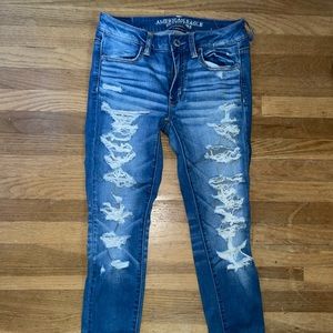 distressed skinny jeggings